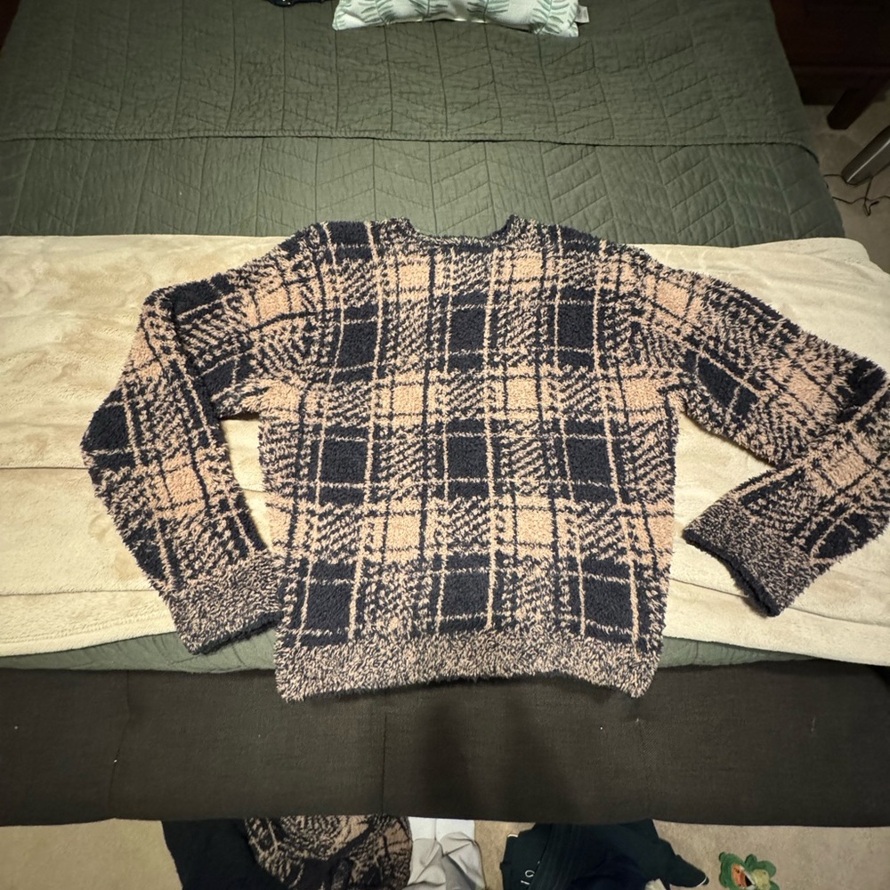 SKIMS Cozy Knit Unisex Pullover in brown and black pattern